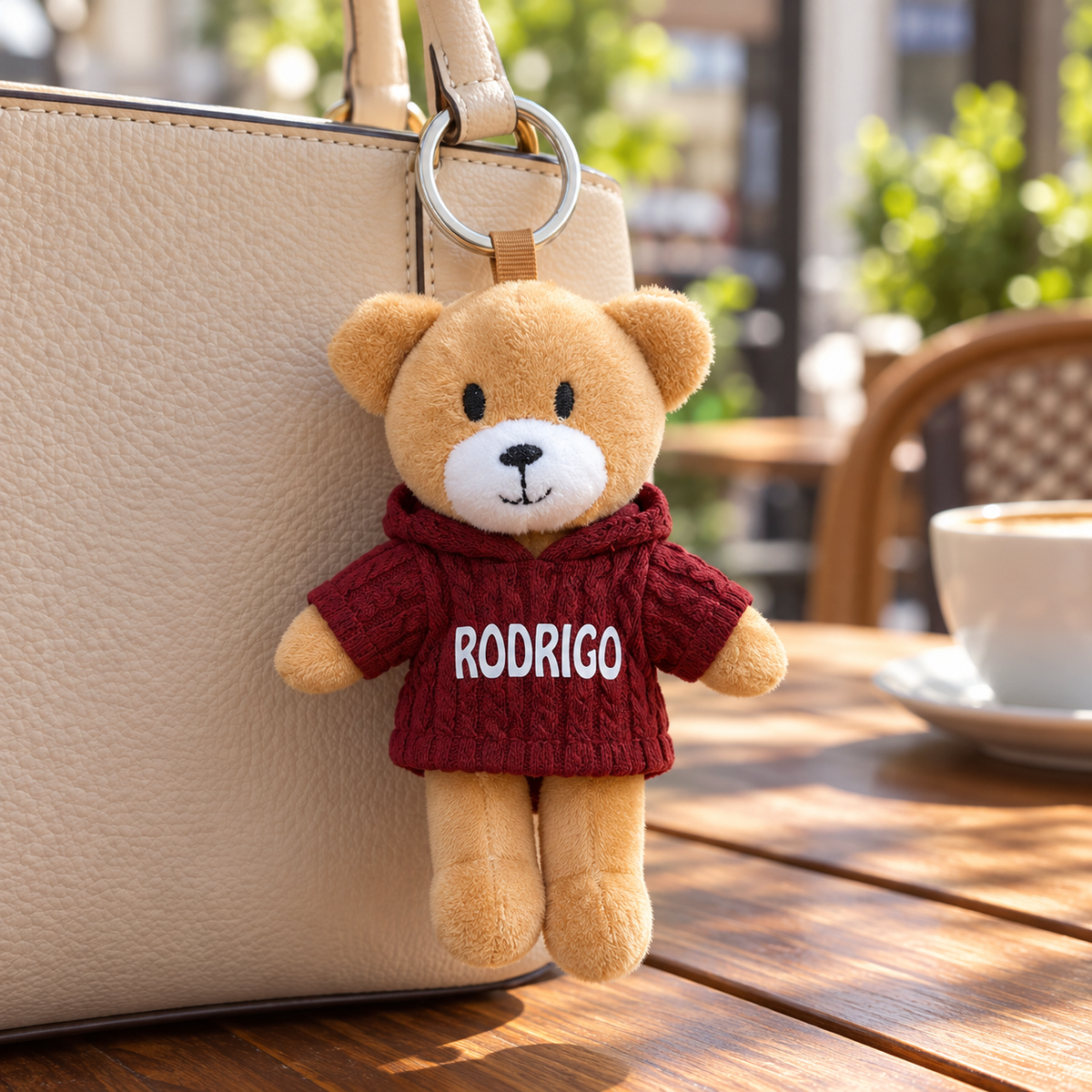 Porta-chaves Rodrigo, camisola bordô — hanging