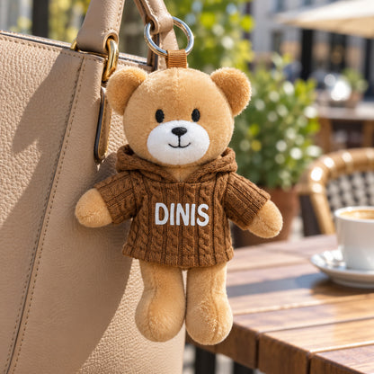 Porta-chaves Dinis, camisola castanha — hanging